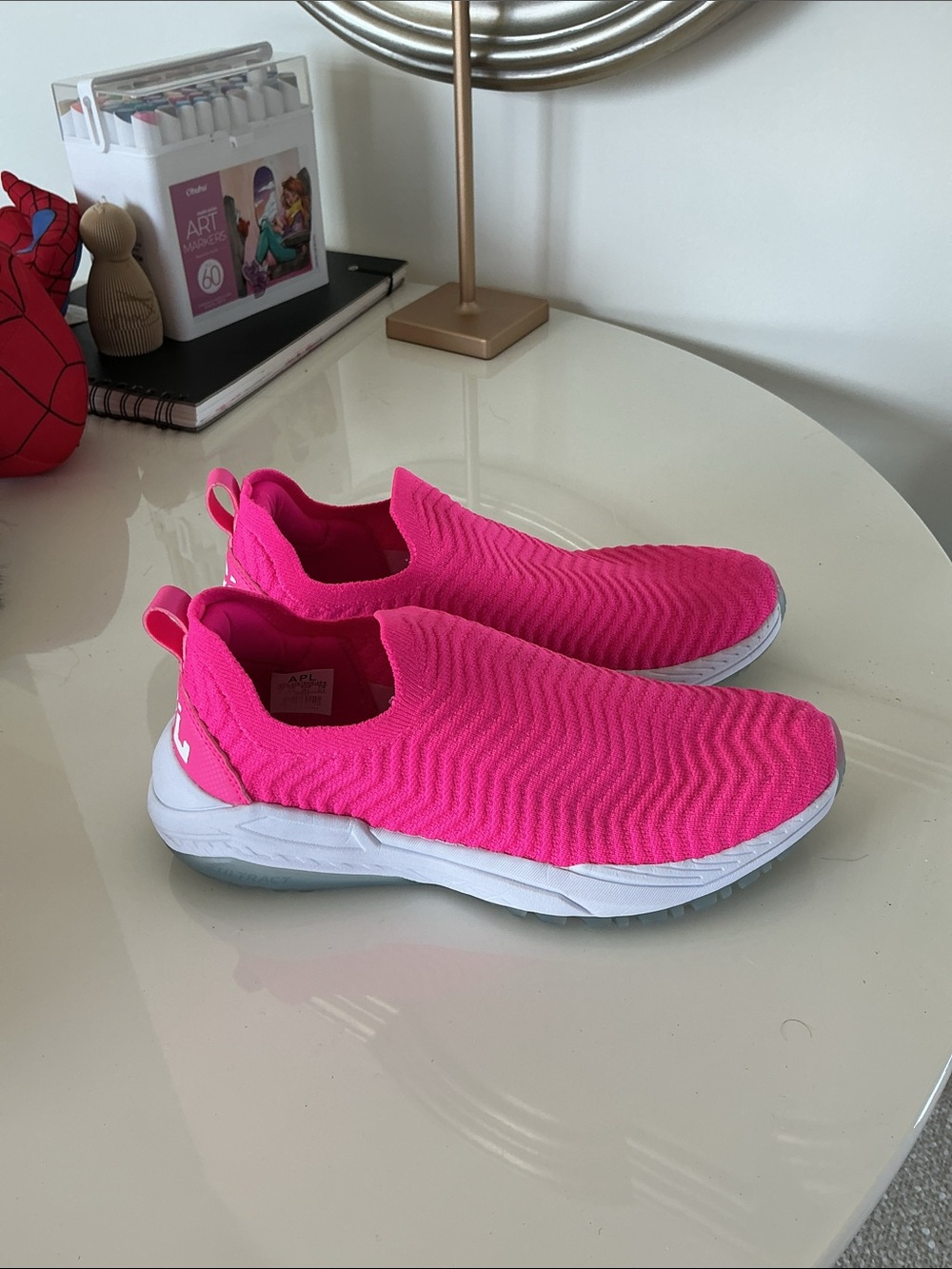 APL rare fuchsia Pink Slip-On Techloom Traveler Women's Sneakers sz 8 EUC